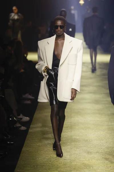 Look 6